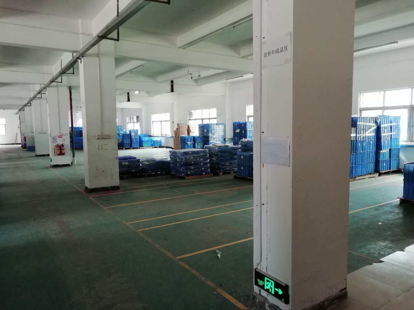 仓库C